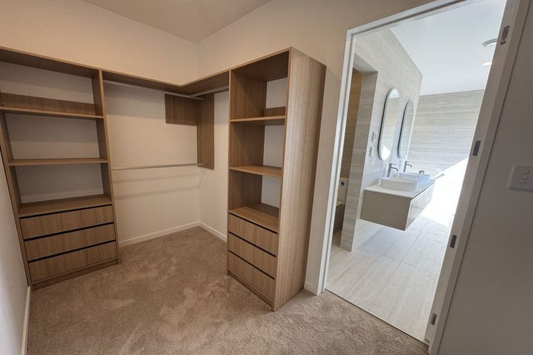 Photo of property in 32 Ridgehill Rise, Flat Bush, 2019