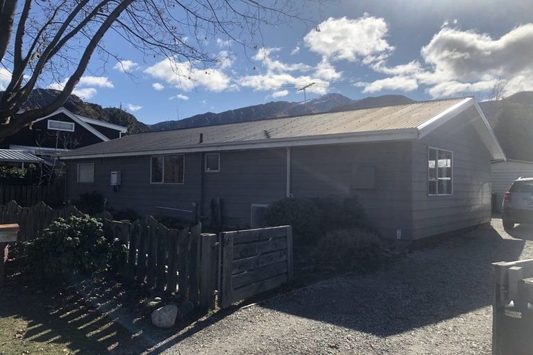 Photo of property in 7 Ritchie Street, Arrowtown, 9302