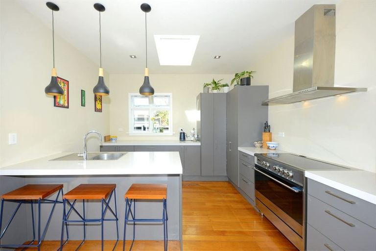 Photo of property in 1/68 Searells Road, Strowan, Christchurch, 8052