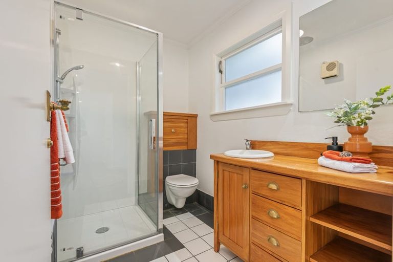 Photo of property in 162 Victoria Avenue, Hokowhitu, Palmerston North, 4410