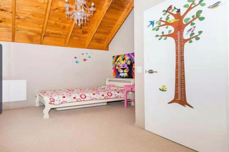 Photo of property in 6 Tree Fern Trail, Campbells Bay, Auckland, 0630