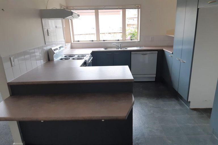 Photo of property in 5 The Boulevard, Red Beach, 0932