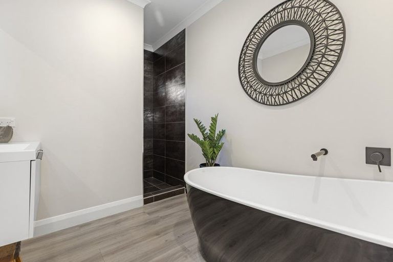 Photo of property in 31 Jarrett Terrace, Leamington, Cambridge, 3432