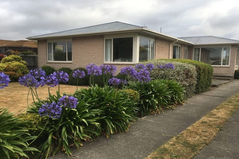 Photo of property in 44 Dunstan Crescent, Hornby, Christchurch, 8042