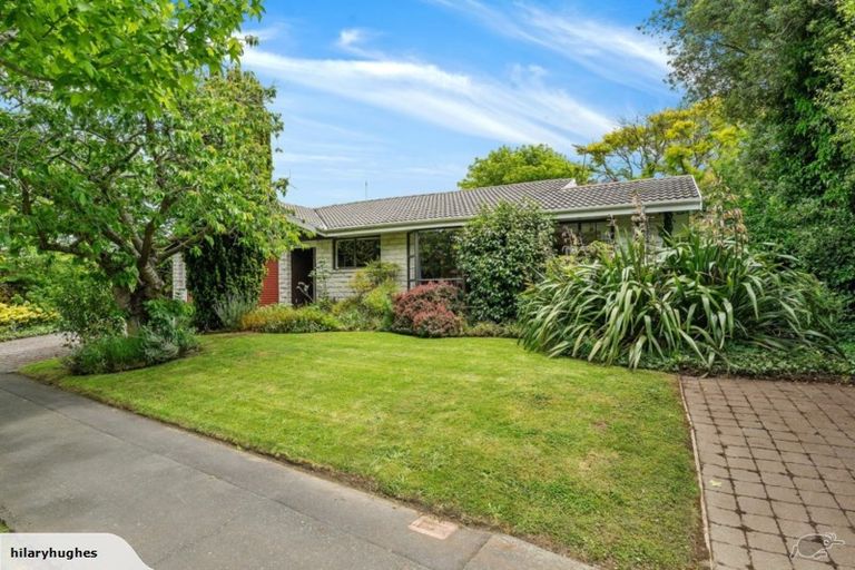 Photo of property in 15 Westmont Street, Ilam, Christchurch, 8041