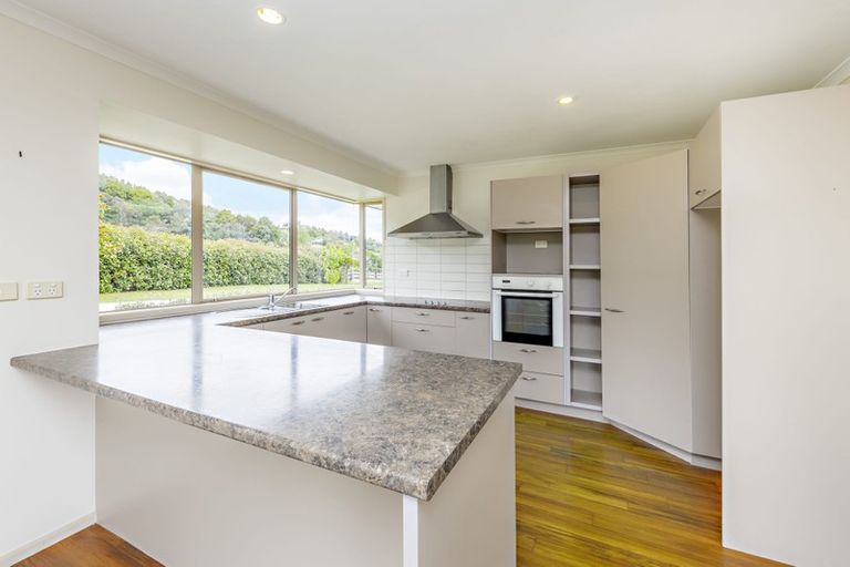 Photo of property in 57 Old Barn Road, Opaheke, Papakura, 2584