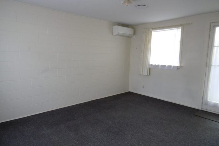Photo of property in 2/9 Abberley Crescent, St Albans, Christchurch, 8014