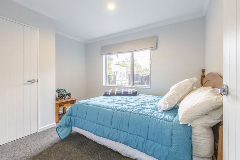 Photo of property in 7a Awatea Terrace, Hokowhitu, Palmerston North, 4410