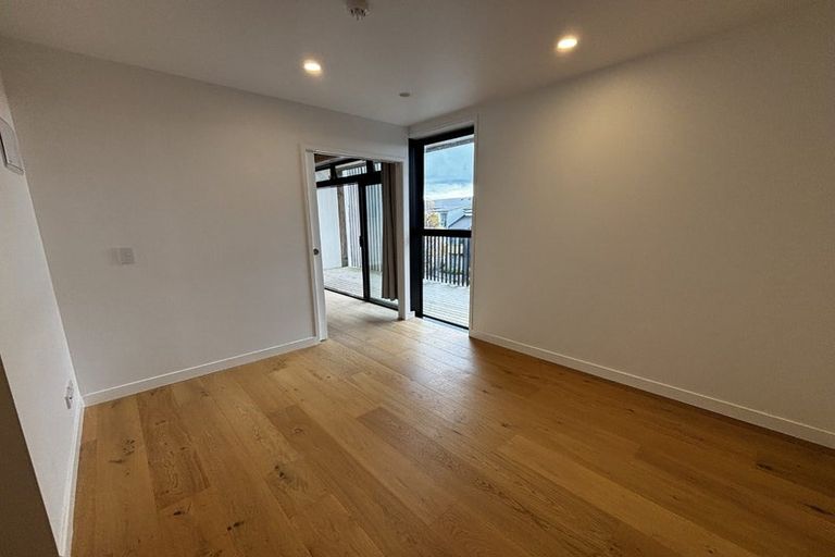Photo of property in 6/167 Hobsonville Point Road, Hobsonville, Auckland, 0616