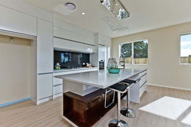 Photo of property in 28 Spyglass Street, Red Beach, 0932