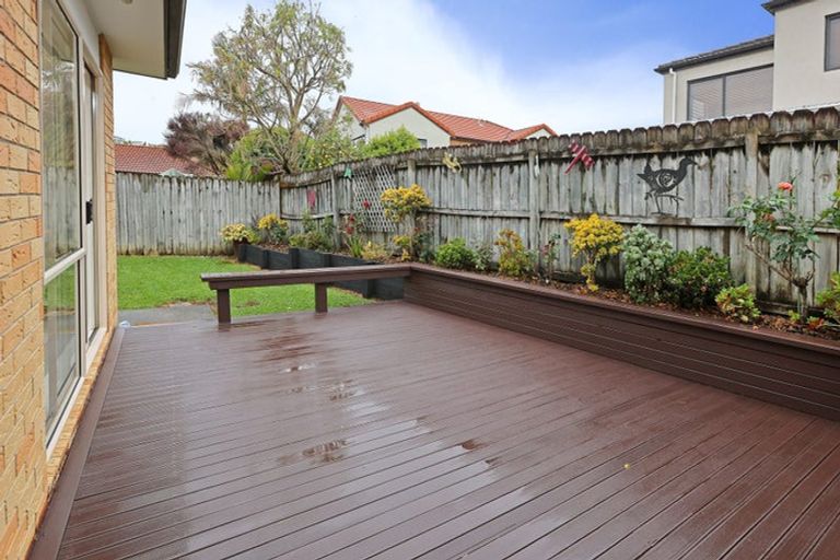 Photo of property in 80 San Marino Drive West, Henderson, Auckland, 0612