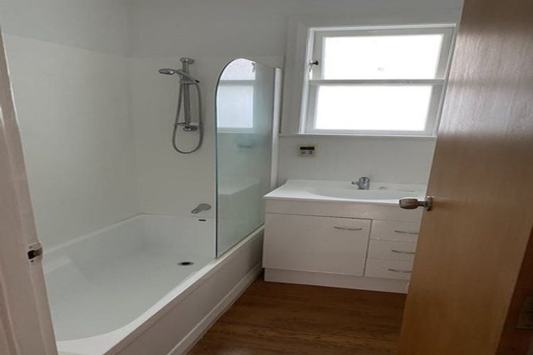 Photo of property in 17a Stephen Street, Johnsonville, Wellington, 6037