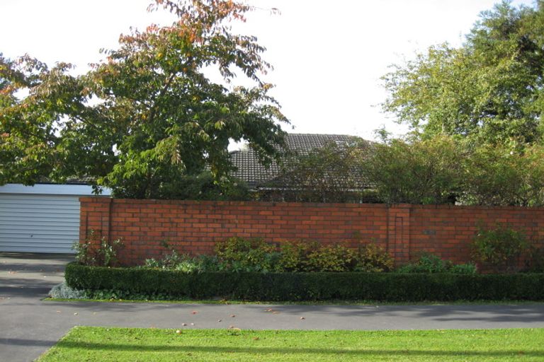 Photo of property in 108 Hamilton Avenue, Ilam, Christchurch, 8041