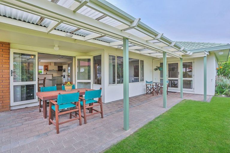 Photo of property in 6 Wilton Row, Taradale, Napier, 4112