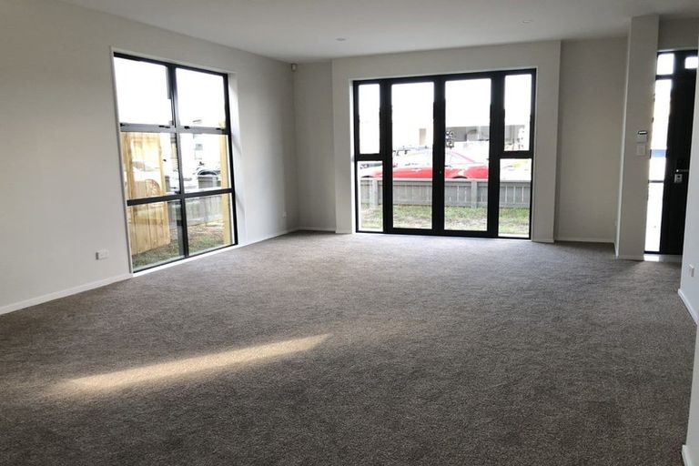 Photo of property in 14b Hollowout Street, Takanini, 2112