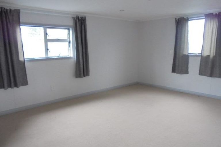 Photo of property in 35 Liverpool Crescent, Flaxmere, Hastings, 4120