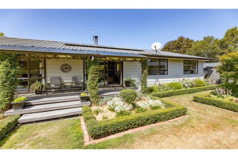 Photo of property in 27 Mill Road, Leithfield, Amberley, 7481