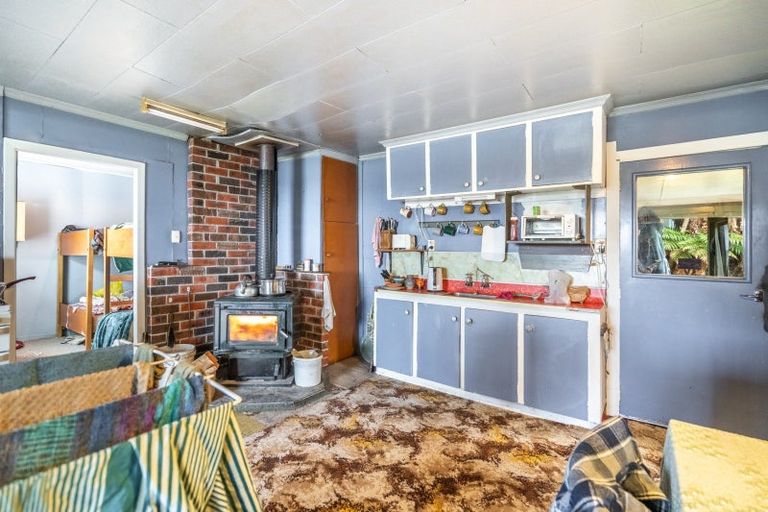 Photo of property in 9 Rankin Street, Halfmoon Bay / Oban, Stewart Island, 9818