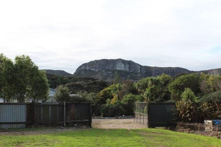 Photo of property in 183 Wharariki Road, Puponga, Collingwood, 7073