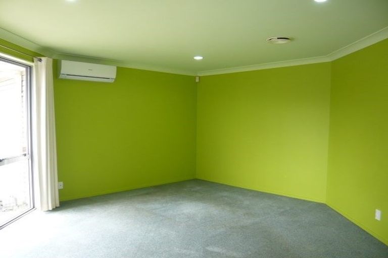 Photo of property in 6 Spinnaker Drive, Flagstaff, Hamilton, 3210