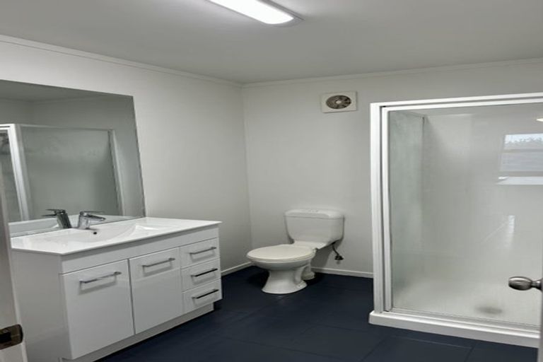 Photo of property in 9 Ramoana Mews, Shelly Park, Auckland, 2014