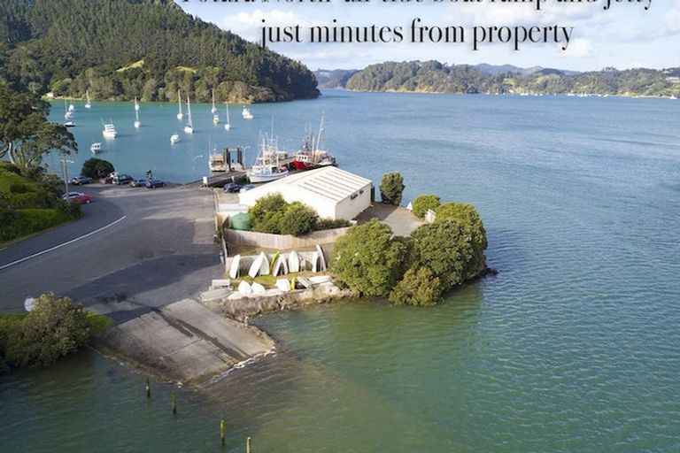Photo of property in 103 Totara Road North, Totara North, Kaeo, 0479