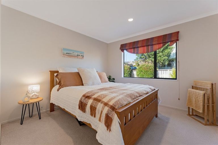 Photo of property in 6 Oteki Park Drive, Welcome Bay, Tauranga, 3112