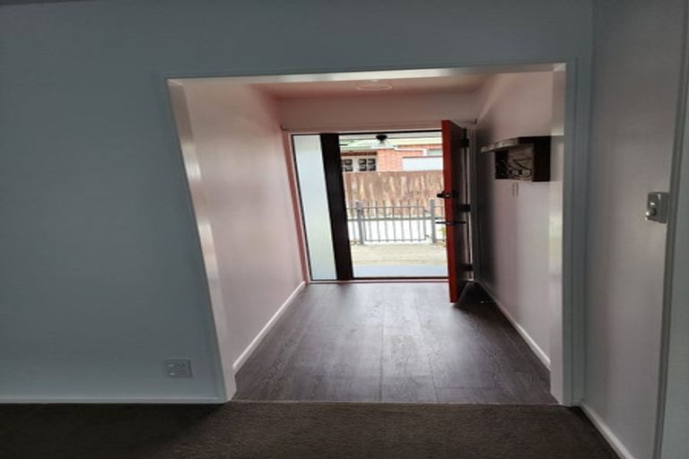 Photo of property in 77 Mackworth Street, Woolston, Christchurch, 8062