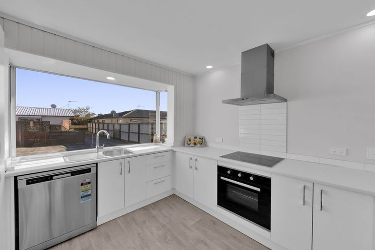 Photo of property in 16 Norman Street, Nawton, Hamilton, 3200