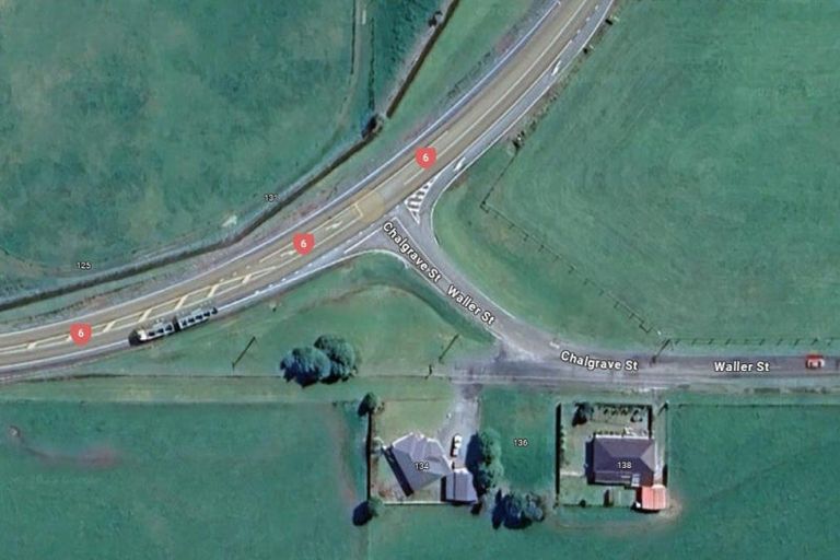 Photo of property in 138 Waller Street, Murchison, 7007