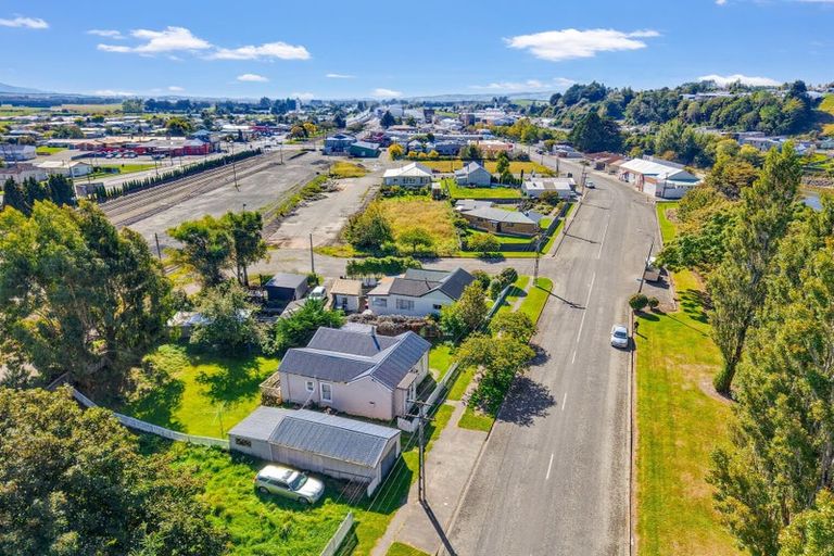 Photo of property in 40 River Street, Mataura, 9712
