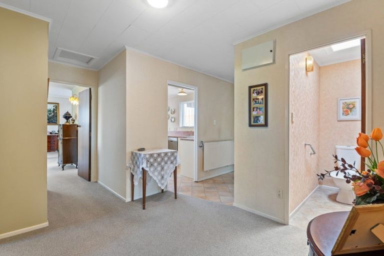 Photo of property in 1/50 Robertson Street, Glenholme, Rotorua, 3010