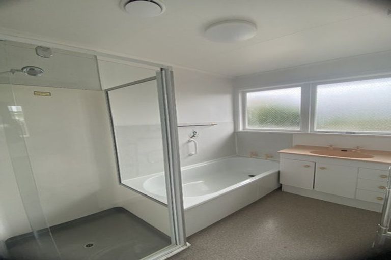 Photo of property in 5 Balmoral Street, Taradale, Napier, 4112