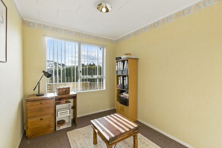 Photo of property in 6a Buckley Grove, Paraparaumu, 5032