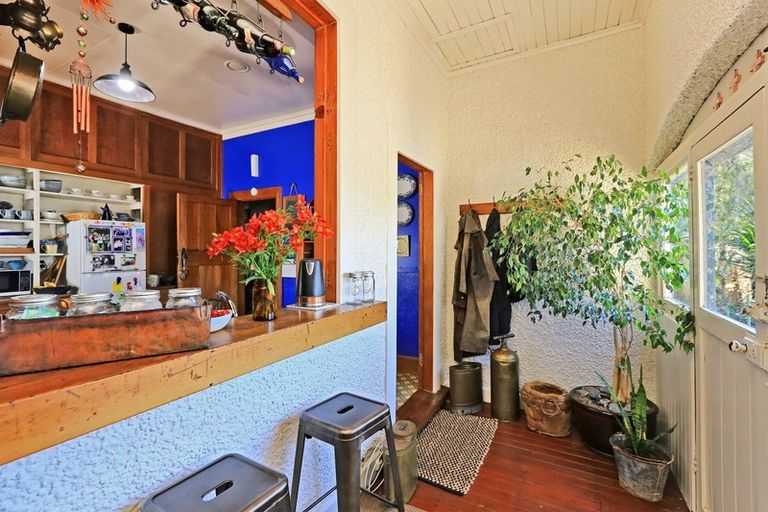 Photo of property in 1/900 Heretaunga Street East, Parkvale, Hastings, 4122