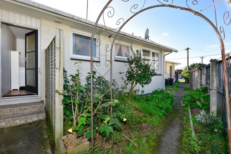 Photo of property in 2/22 Keppel Street, New Brighton, Christchurch, 8083