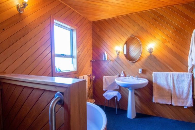 Photo of property in 398 Aporo Road, Tasman, Upper Moutere, 7173