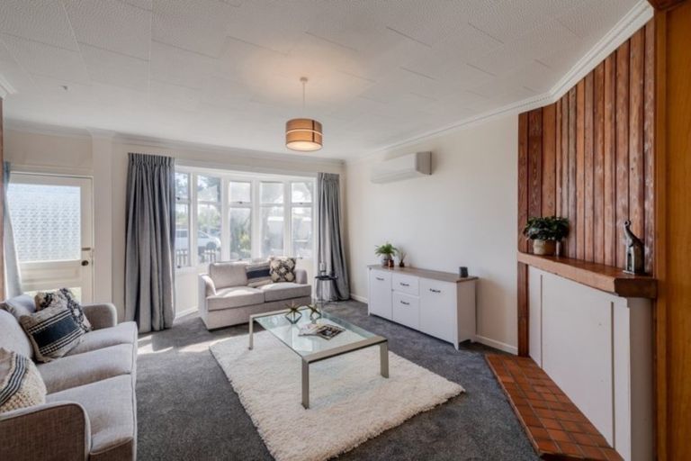 Photo of property in 39 Tovey Street, New Brighton, Christchurch, 8061