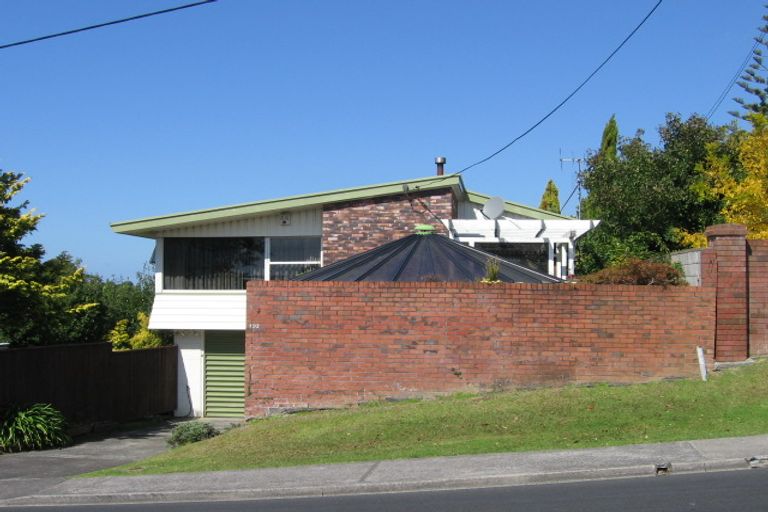 Photo of property in 100 Matipo Road, Mairangi Bay, Auckland, 0630