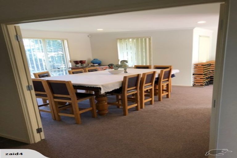 Photo of property in 15 Condor Place, Unsworth Heights, Auckland, 0632