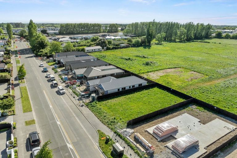 Photo of property in 220 Highsted Road, Casebrook, Christchurch, 8051