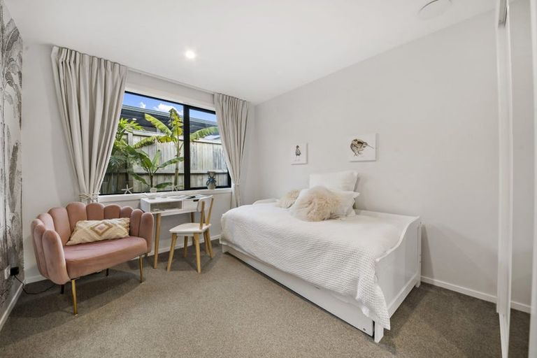 Photo of property in 5 Waipana Street, Hobsonville, Auckland, 0618