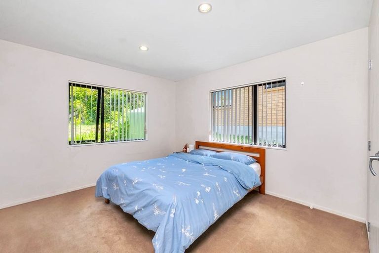 Photo of property in 70d Glengarry Road, Glen Eden, Auckland, 0602