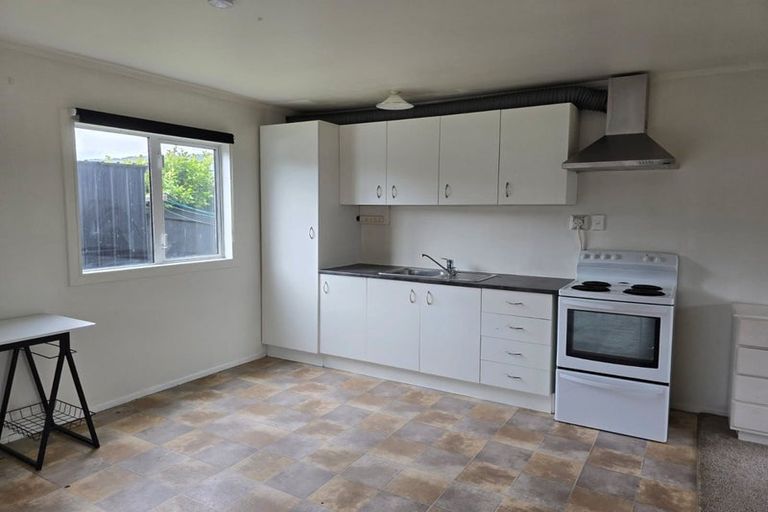 Photo of property in 42 Rutherford Drive, Waikanae Beach, Waikanae, 5036