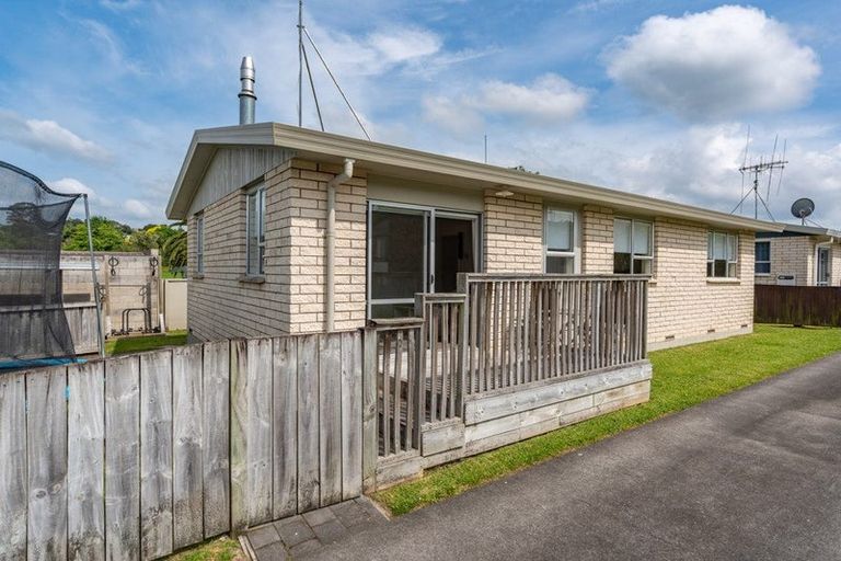 Photo of property in 3a Harlech Place, Dinsdale, Hamilton, 3204