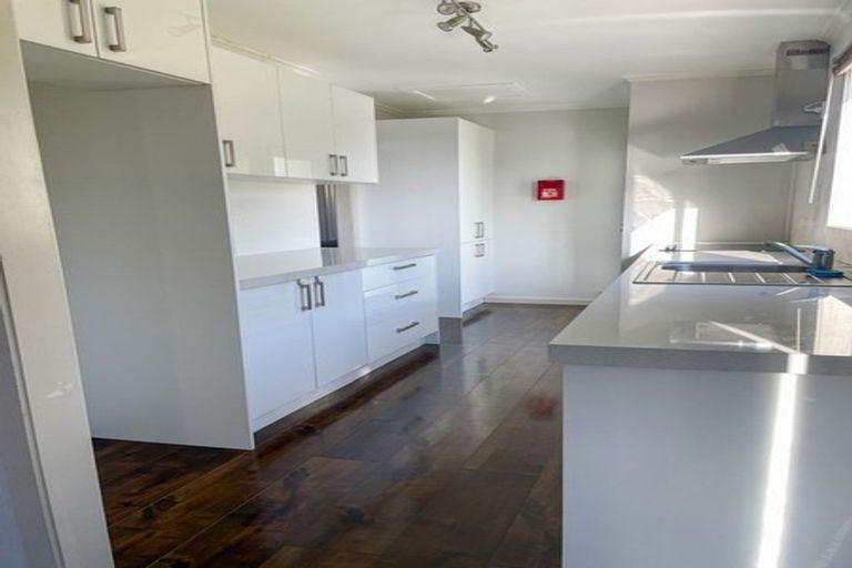Photo of property in 202 Manuka Road, Bayview, Auckland, 0629