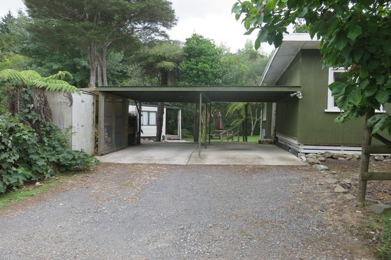 Photo of property in 15 Pohue Creek Road, Waiomu, Thames, 3575