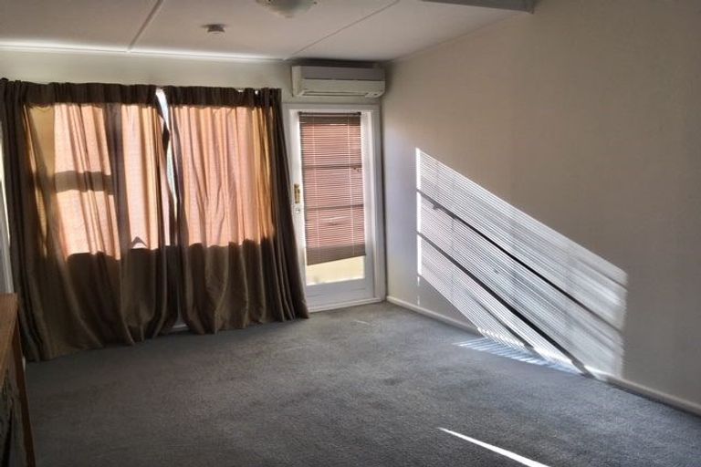 Photo of property in 71 Condell Avenue, Papanui, Christchurch, 8053