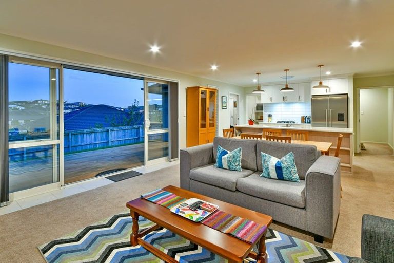 Photo of property in 42 Raithburn Terrace, Pokeno, 2402