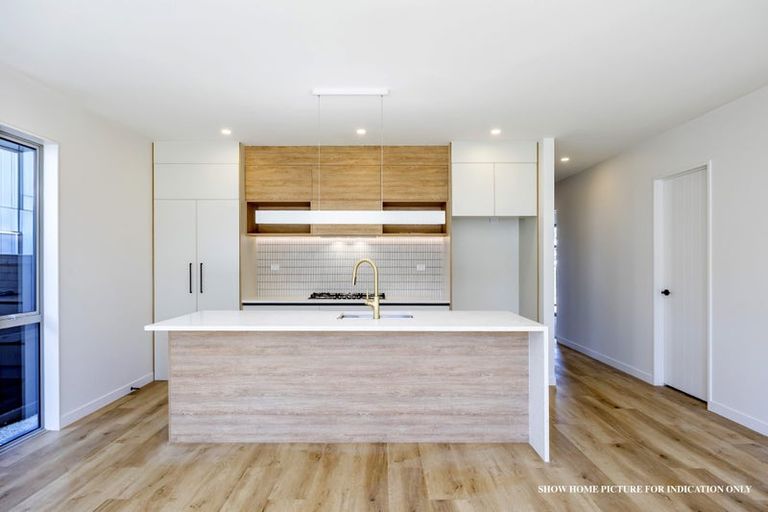 Photo of property in 77d Schoolside Road, Kumeu, 0810